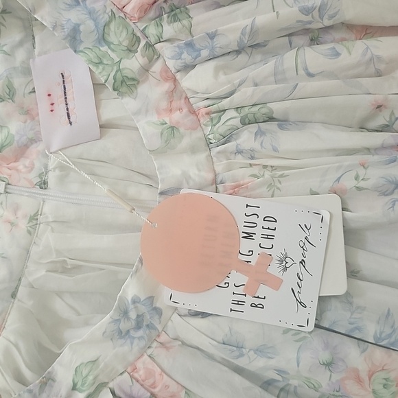 Selkie Mrs. Darcy Aurora Skirt Size L NWT Sample - Picture 2 of 4